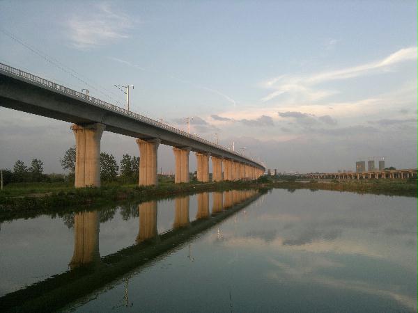 成渝鐵路采用松夏<a href='http://www.ccdz2.cn/' target='_blank'><u>空氣彈簧</u></a>