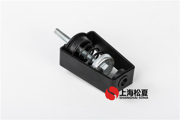 安裝動臂彈簧減震器時必須注意什么？